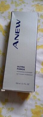 Ultra Force Hydrating Cleanser - White Opened But Never Worn New In Box